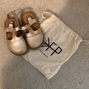 Freshly Picked Sandals. Size 6